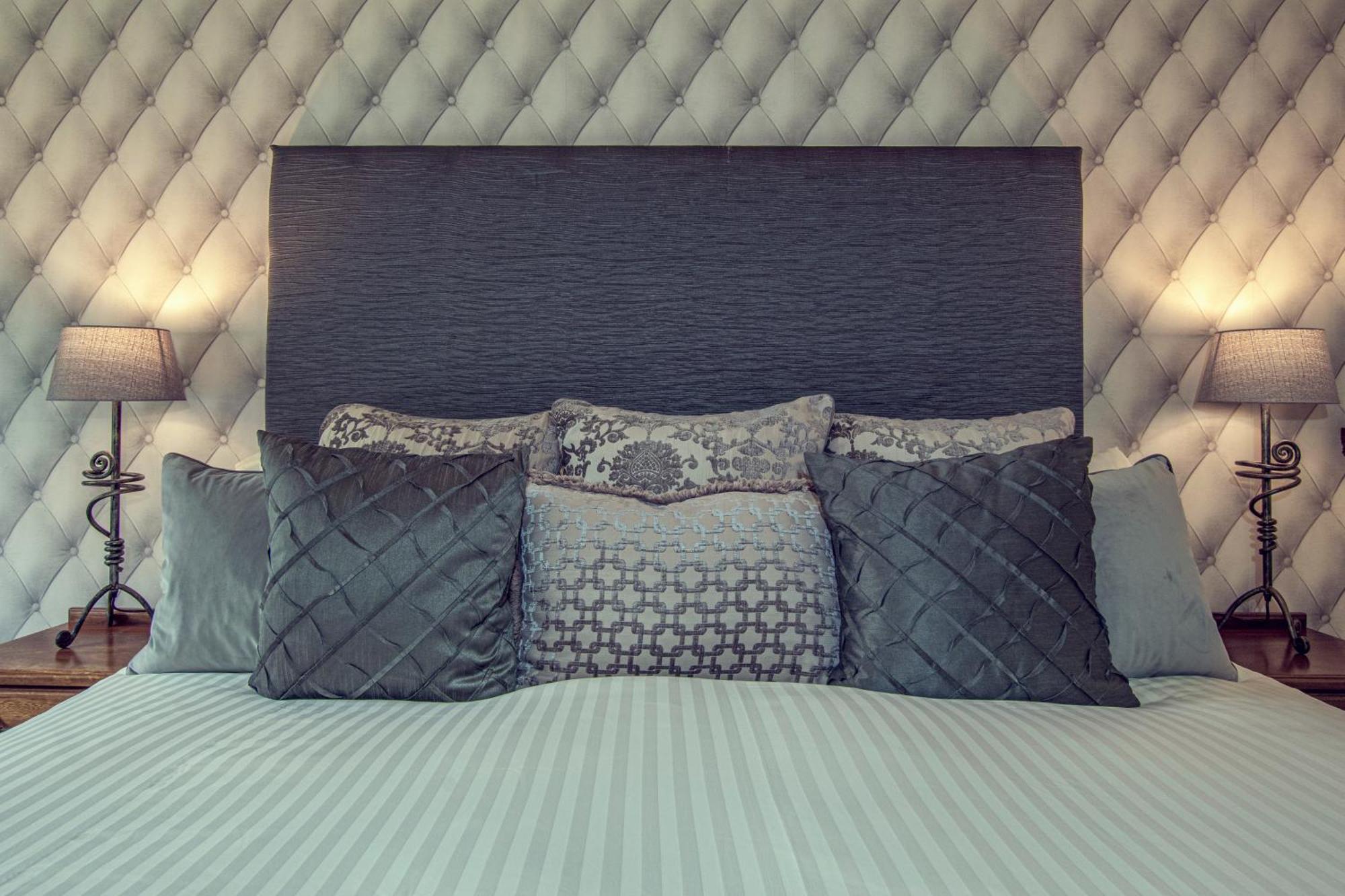 Chambre Triple (1 Lit Double et 1 Lit Simple)
